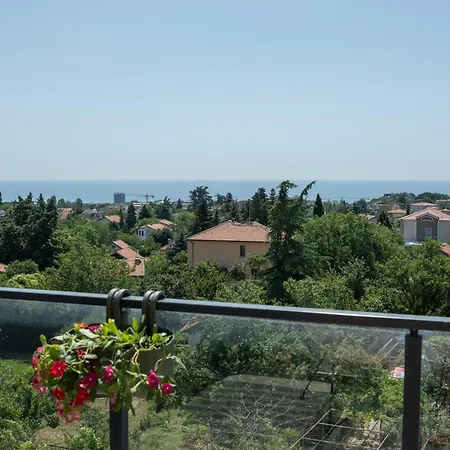 Stylish Two-room With A Sea View Апартамент Варна